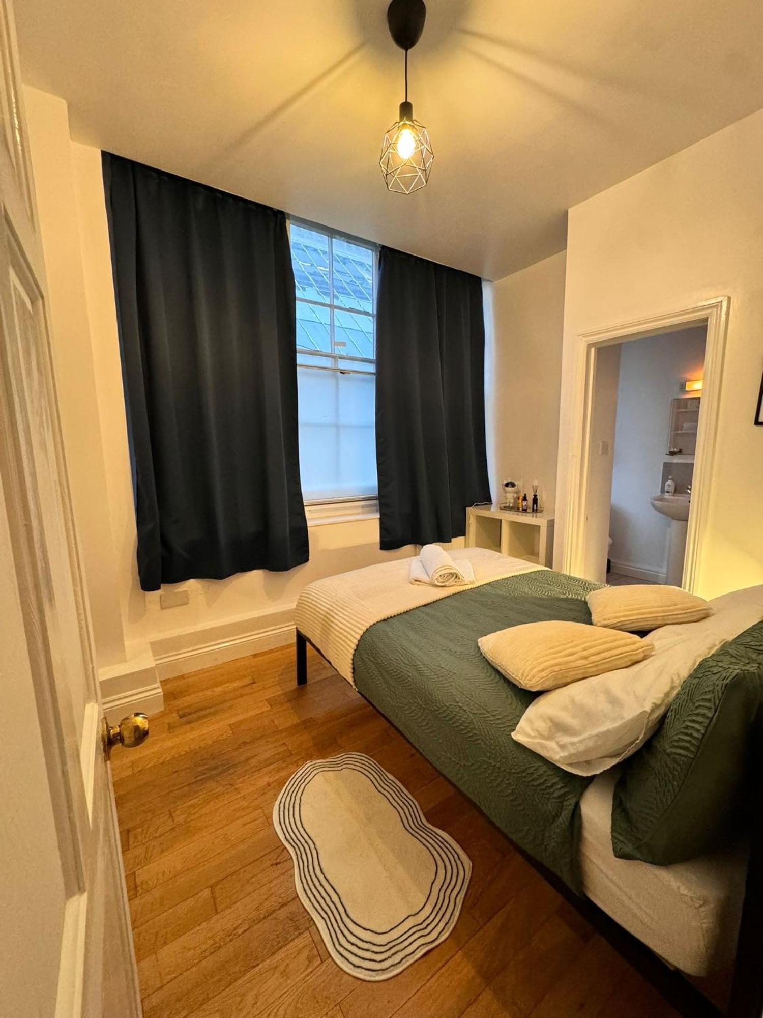 Cool Place Holborn Homestay London